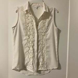 RW&CO. Cream Lace Front Blouse
